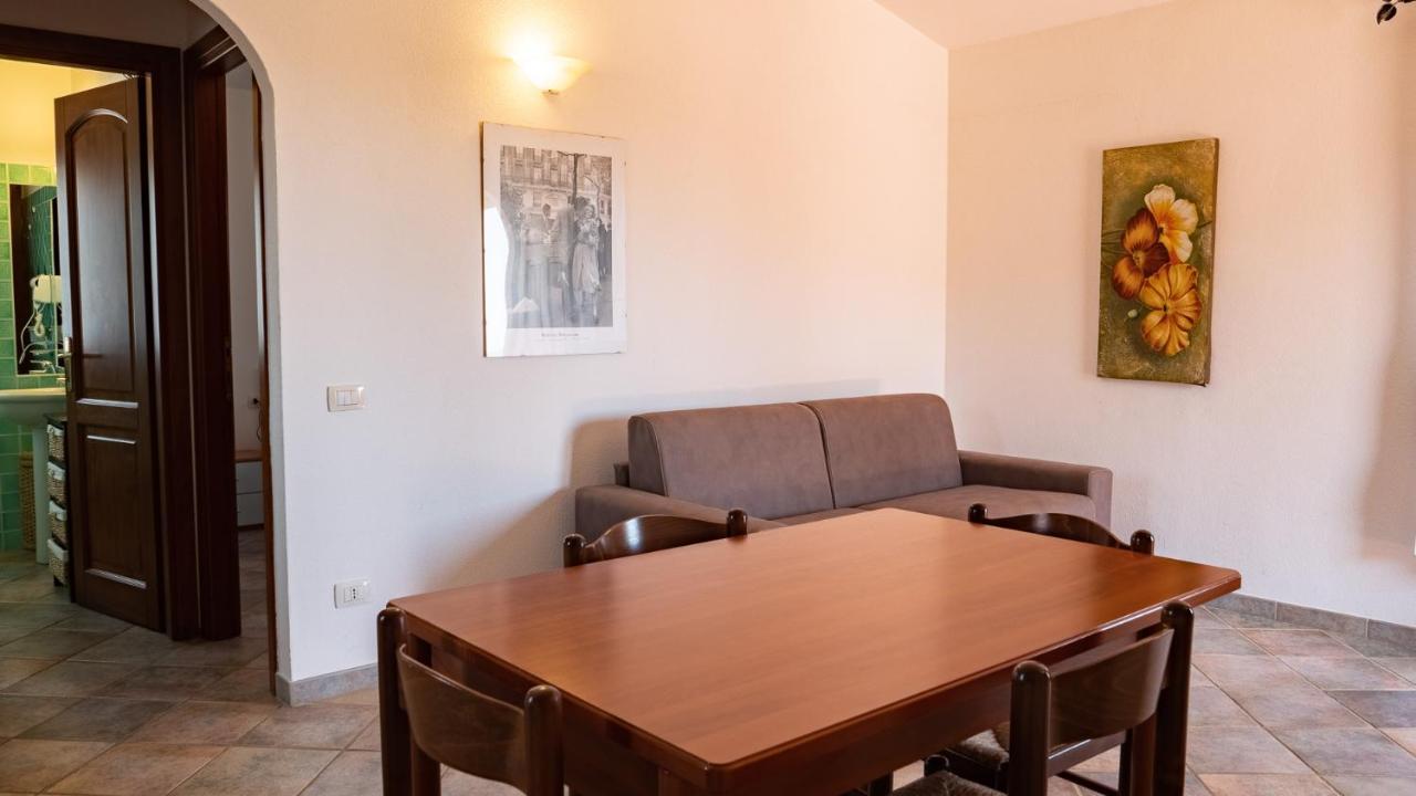 Casa Vacanza La Suaredda San Teodoro  Extérieur photo