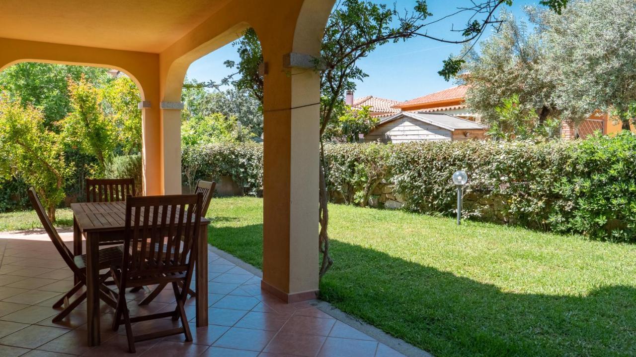 Casa Vacanza La Suaredda San Teodoro  Extérieur photo