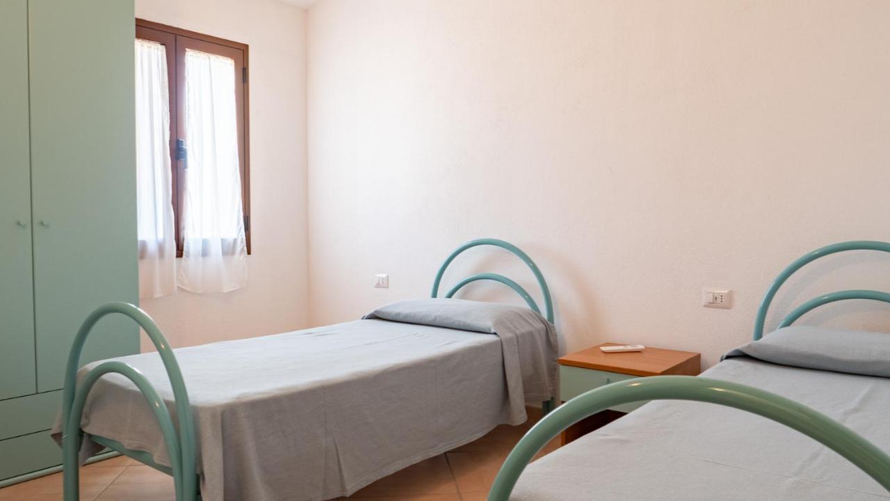 Casa Vacanza La Suaredda San Teodoro  Extérieur photo