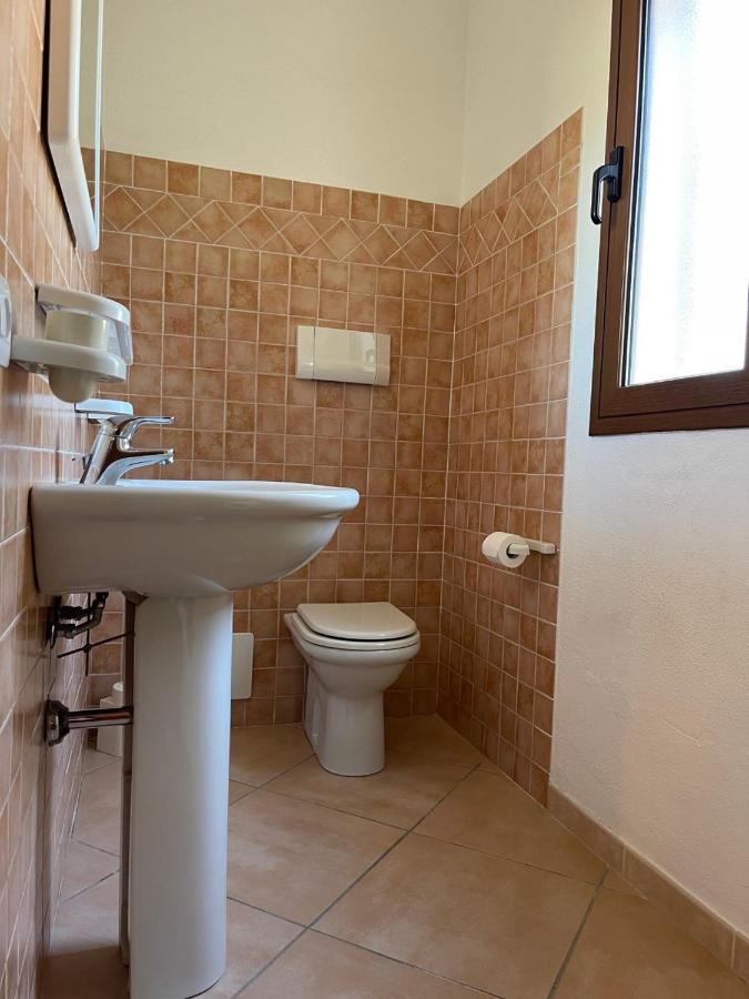 Casa Vacanza La Suaredda San Teodoro  Extérieur photo